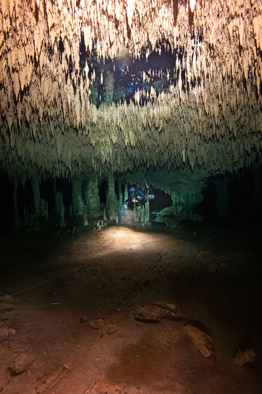 Cave Diving photo by Henning Andree alessandro reato